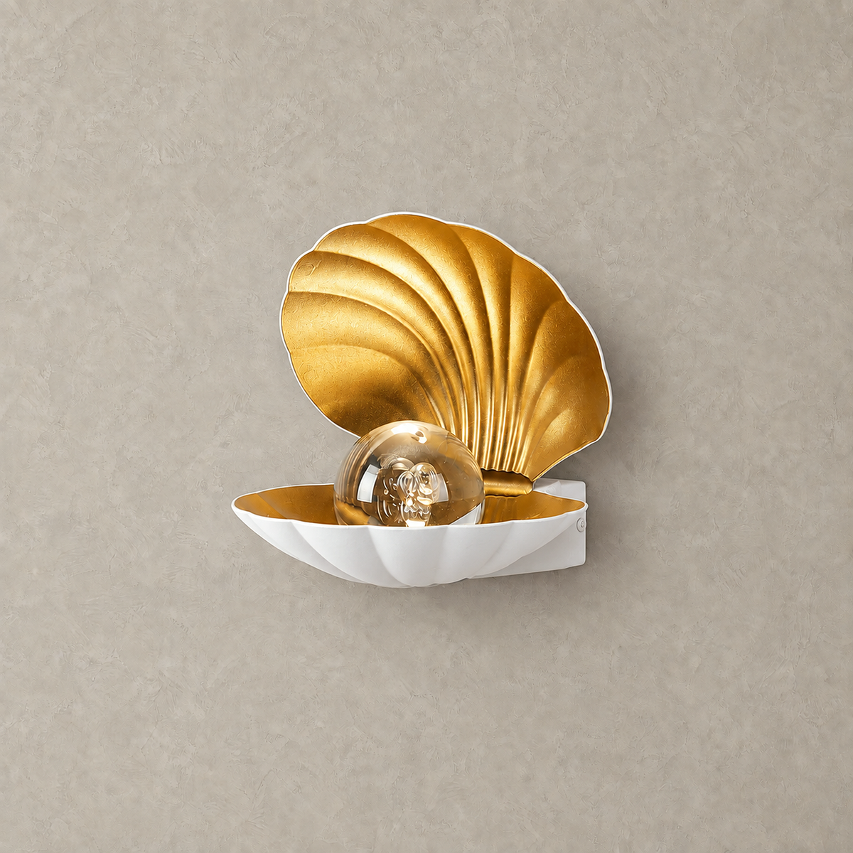 Leravio white LED wall sconce unlit on a studio plate showing its shell bowl #color_white
